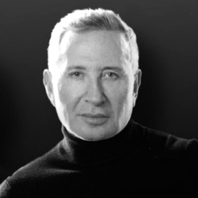 Лев Глазман